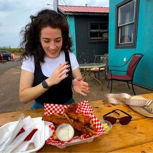 Meet your Posher, Ashley